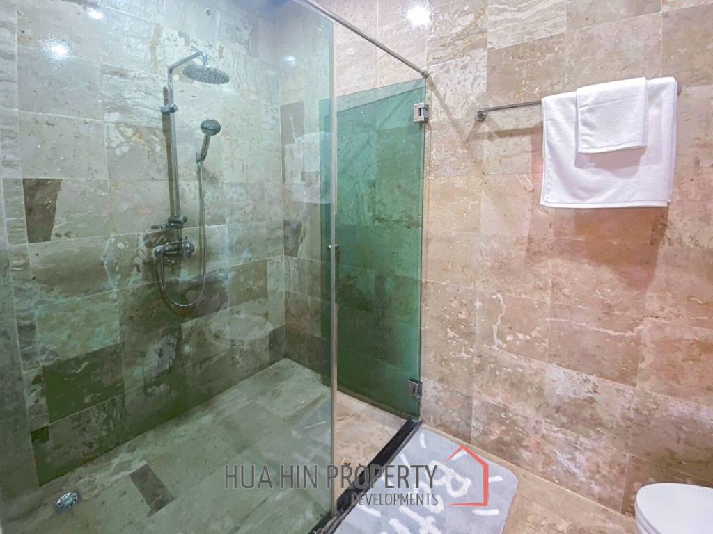 Crystal View : Large Renovated 3 Bedroom Pool Villa