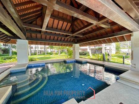 Santi Pura : 2 Bedroom Beachfront Condo