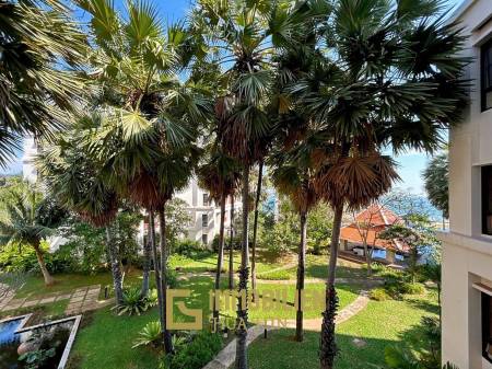 Santi Pura : 2 Bedroom Beachfront Condo