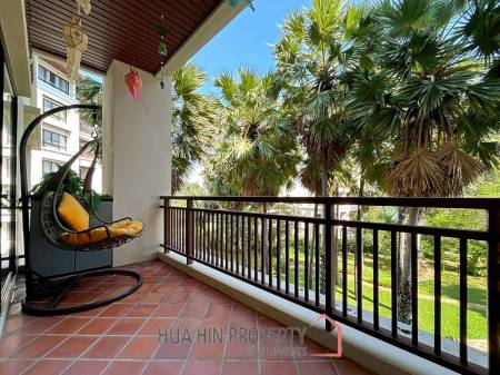 Santi Pura : 2 Bedroom Beachfront Condo