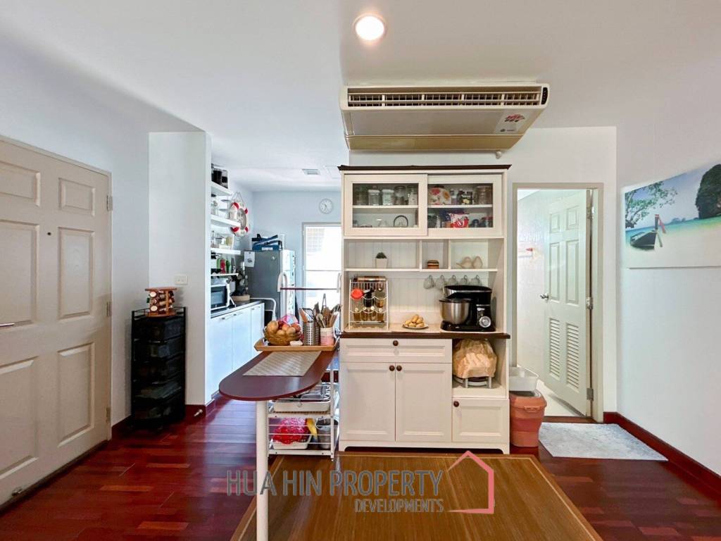 Santi Pura : 2 Bedroom Beachfront Condo