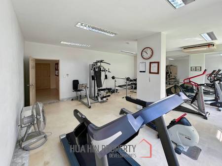 Santi Pura : 2 Bedroom Beachfront Condo