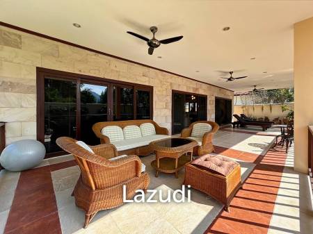 Crystal View : 3 Bed 3 Bath Pool Villa For Rent