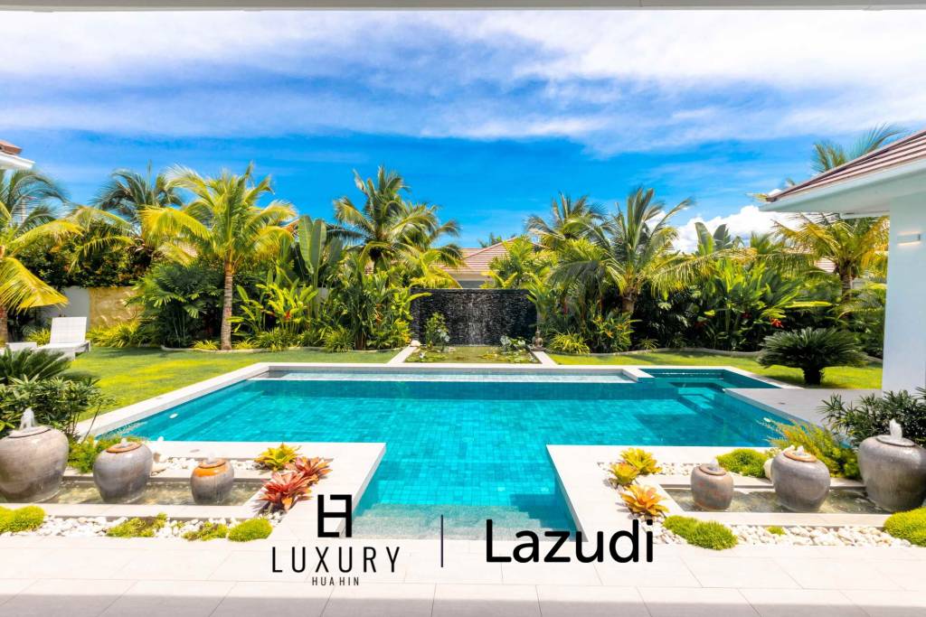 648 ตร.ม 3 เตียง 3 อาบน้ำ วิลล่า For ขาย