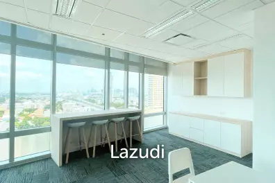238 SQ.M Office for rent at Rama VI