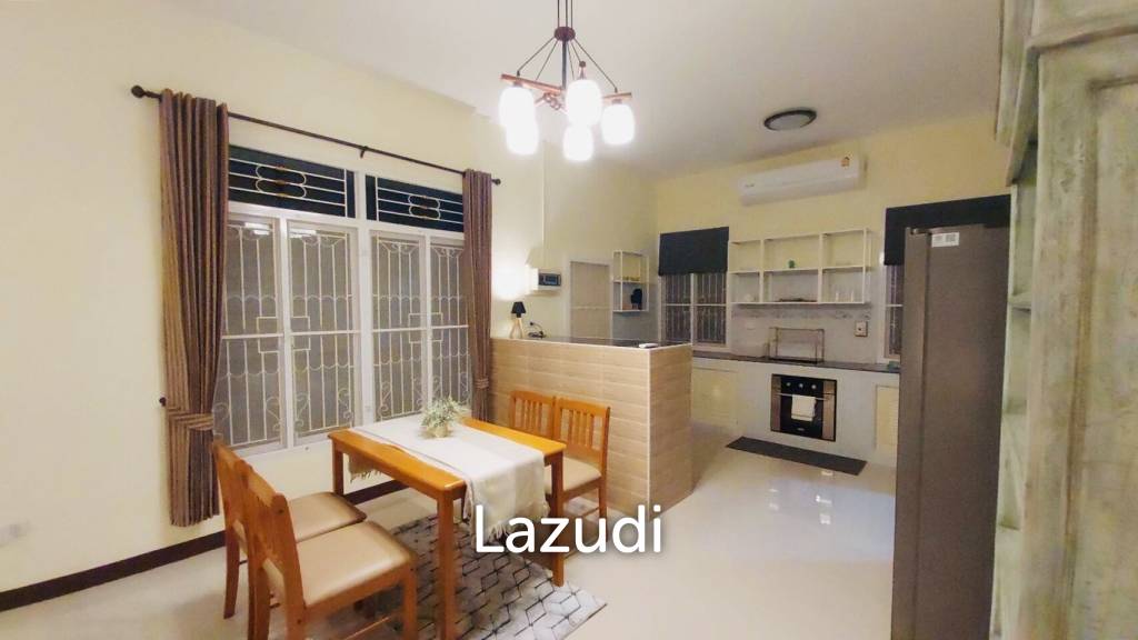 2 Bedrooms Cozy Single-Storey House For Rent