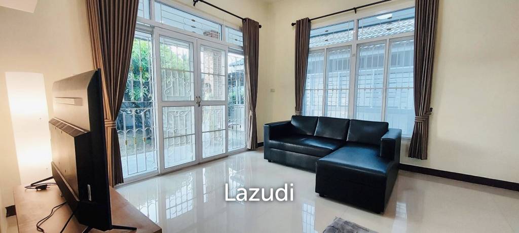 2 Bedrooms Cozy Single-Storey House For Rent