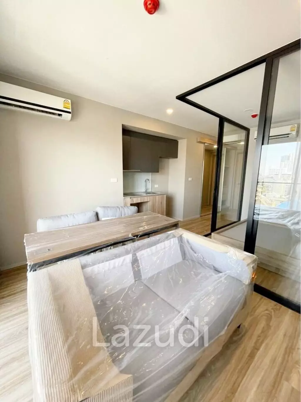 1 Bed 30 SQ.M Blossom Condo @ Sathorn-Charoenrat