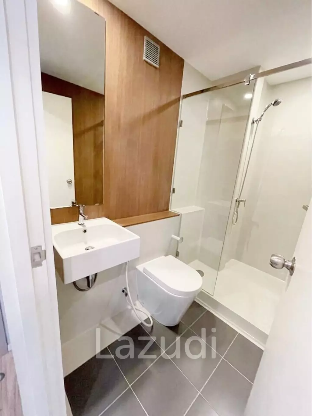 1 Bed 30 SQ.M Blossom Condo @ Sathorn-Charoenrat