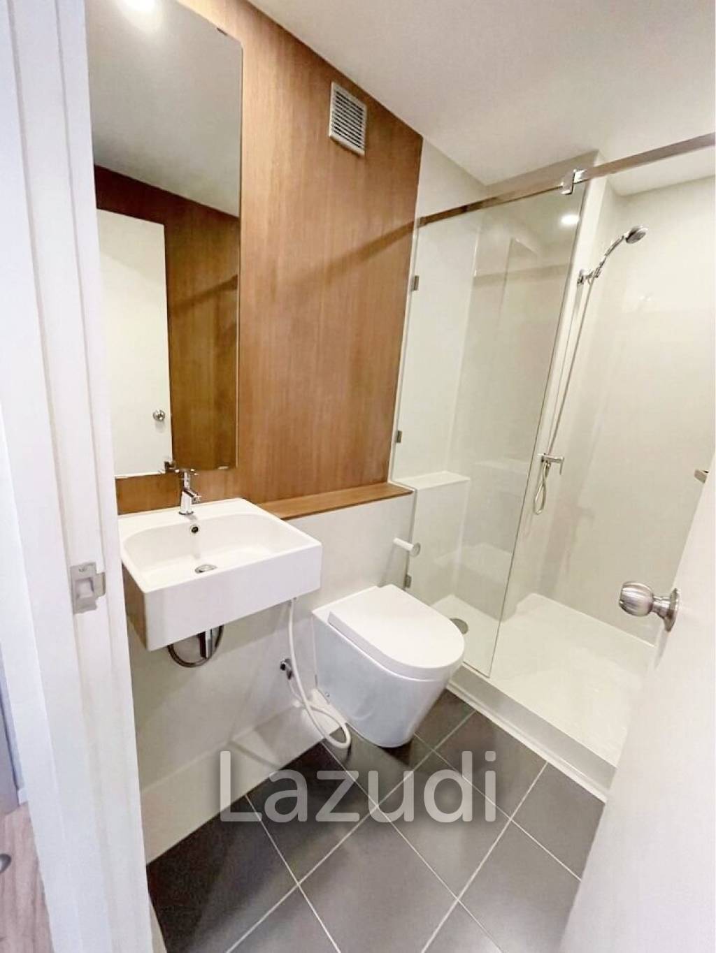1 Bed 30 SQ.M Blossom Condo @ Sathorn-Charoenrat