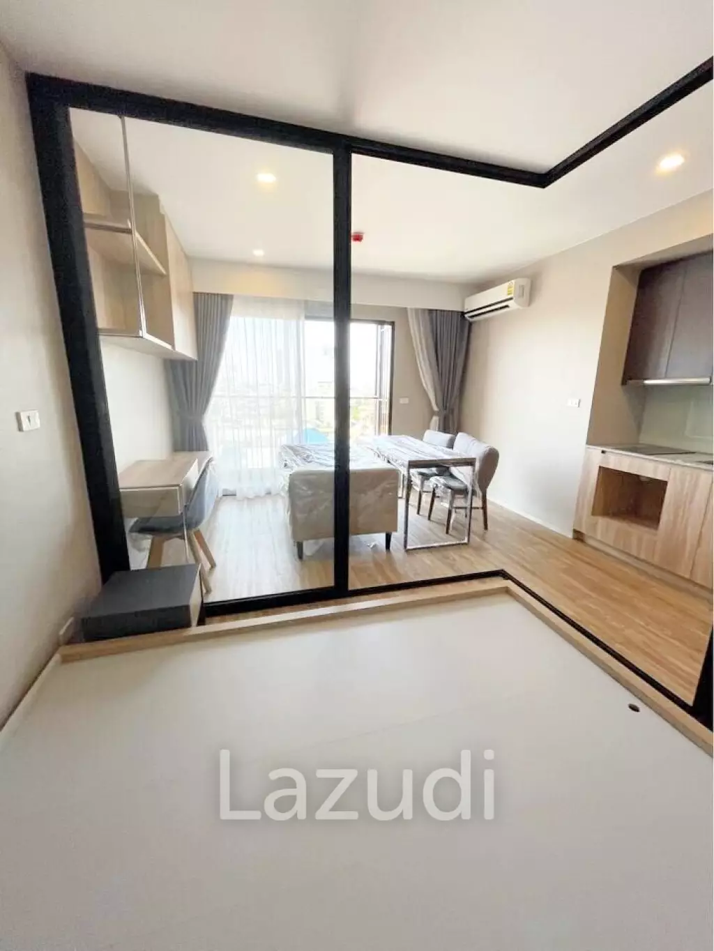 1 Bed 30 SQ.M Blossom Condo @ Sathorn-Charoenrat