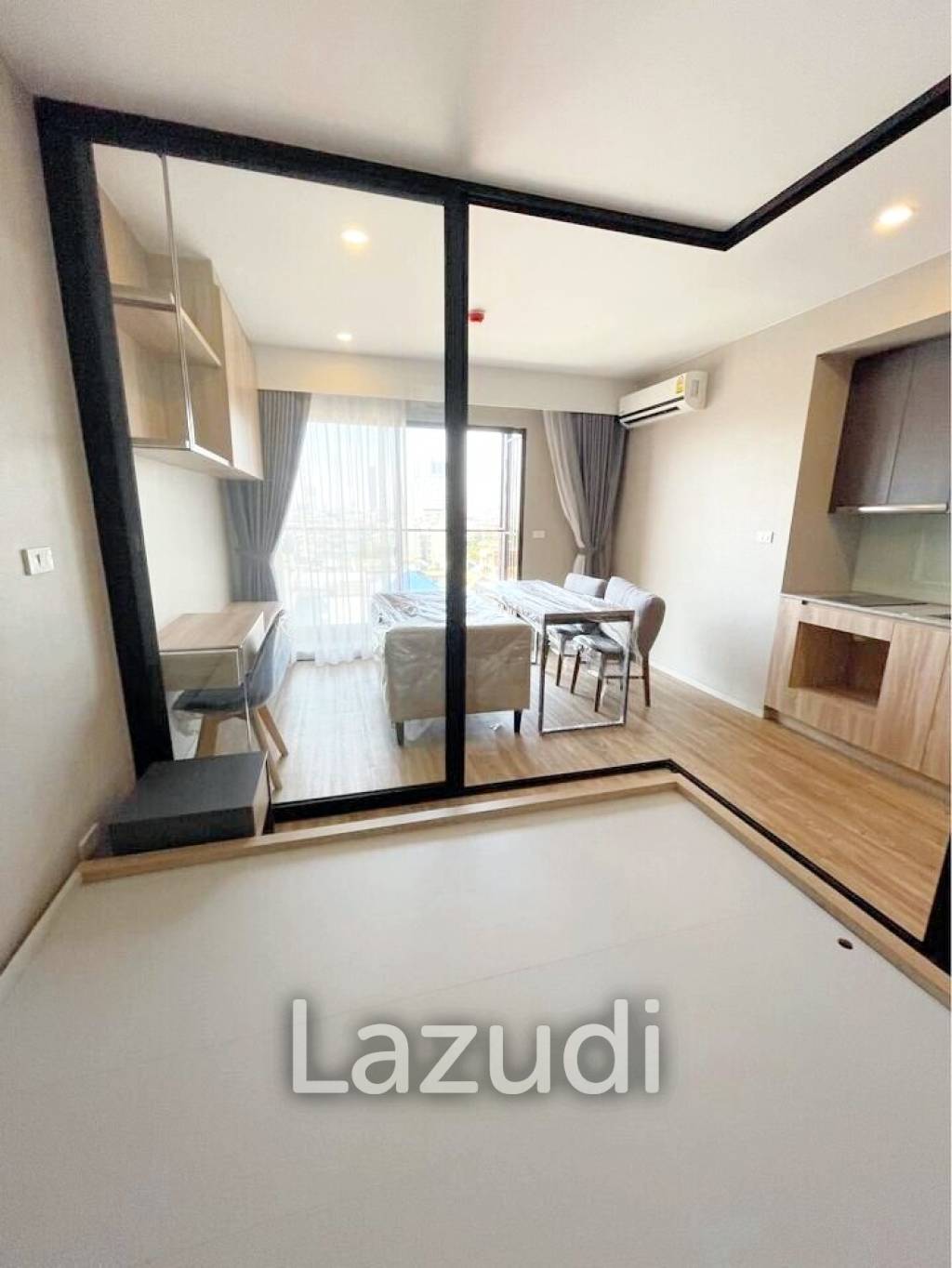 1 Bed 30 SQ.M Blossom Condo @ Sathorn-Charoenrat