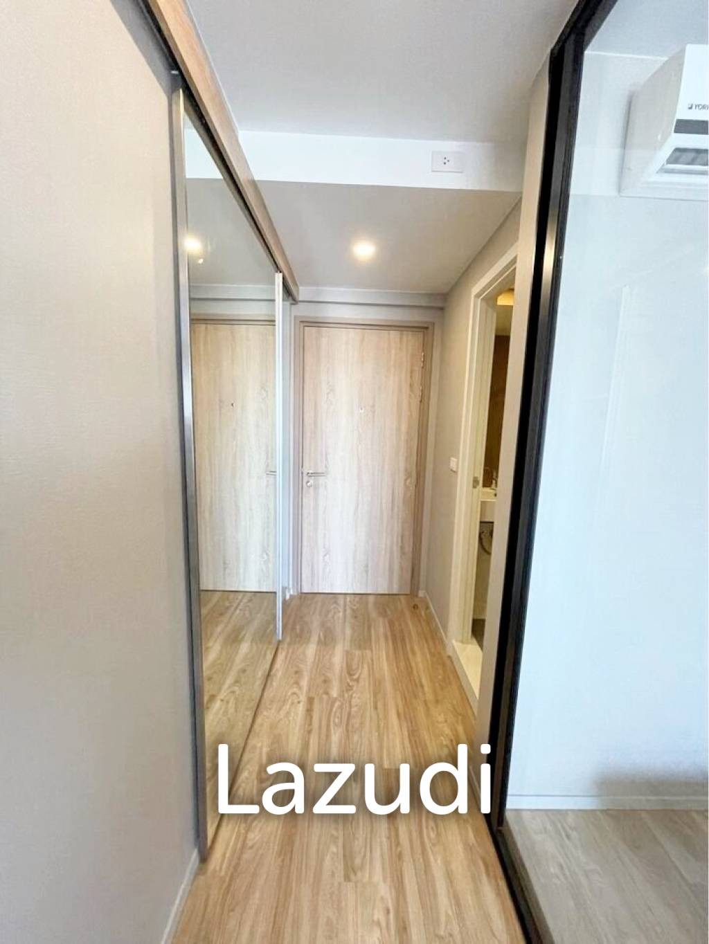 1 Bed 30 SQ.M Blossom Condo @ Sathorn-Charoenrat