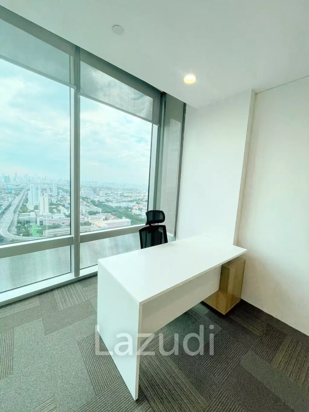 30 SQ.M Office For rent RAMA VI