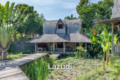 Magnificent 5-Bedroom Joglo Estate in Berawa