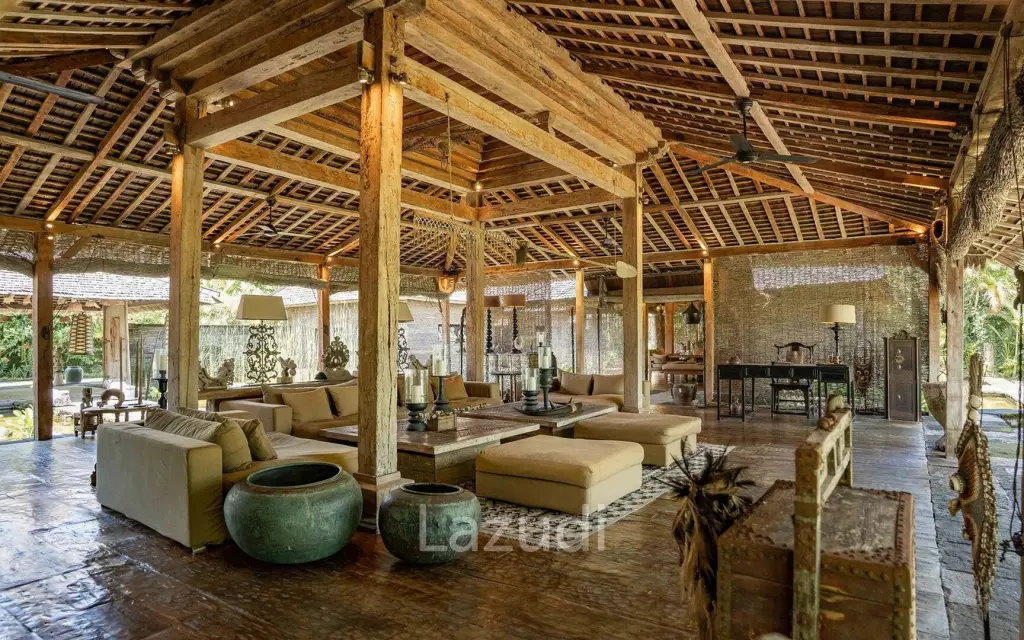 Magnificent 5-Bedroom Joglo Estate in Berawa