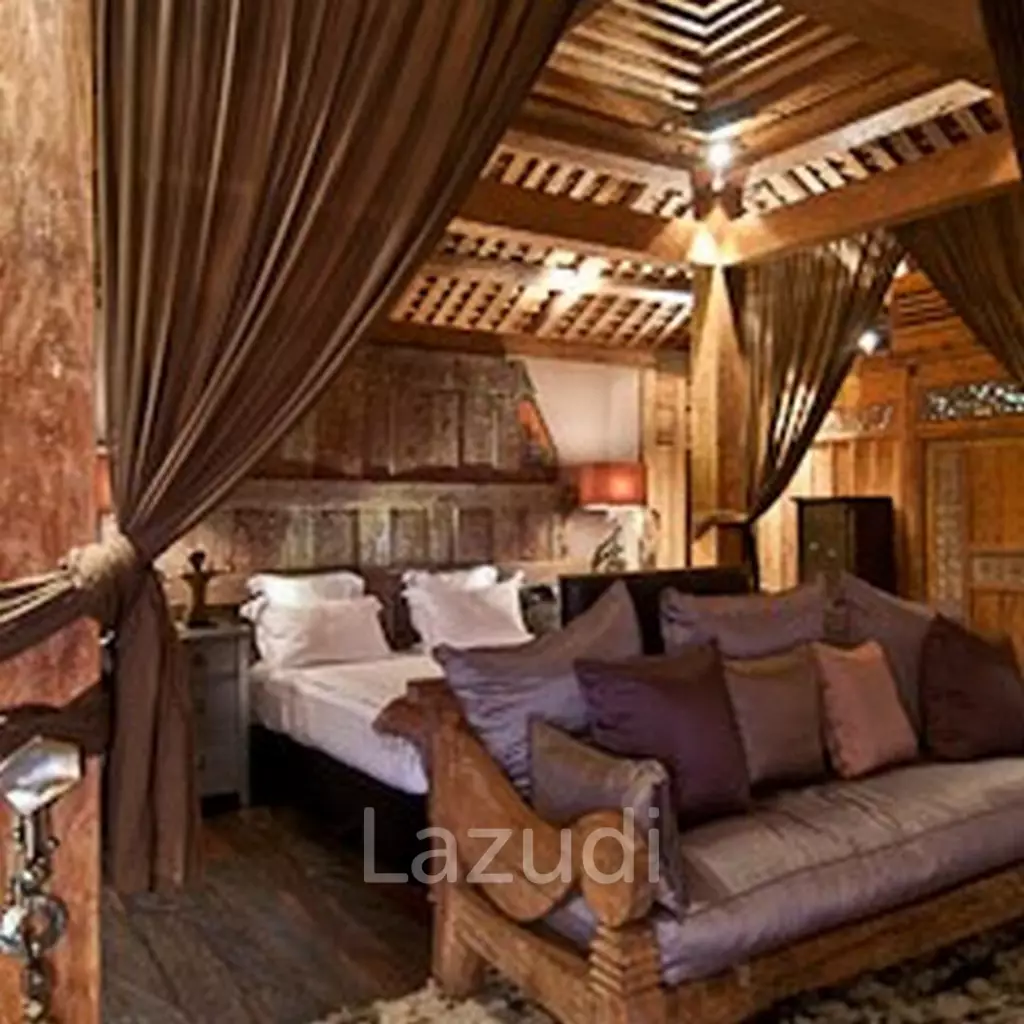 Magnificent 5-Bedroom Joglo Estate in Berawa