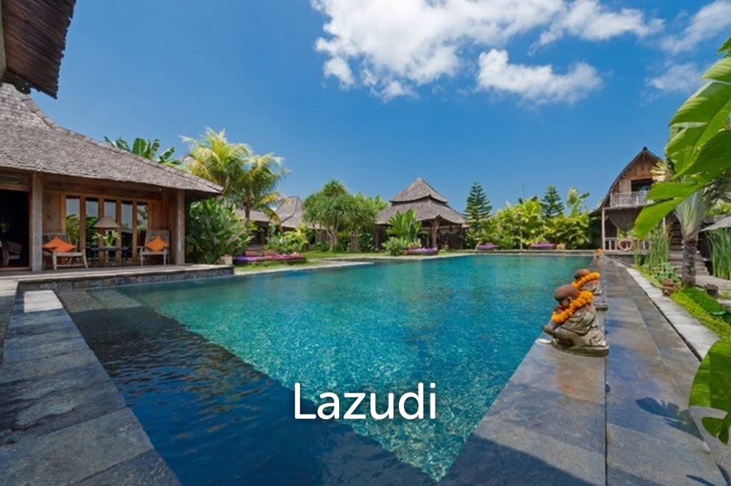 Magnificent 5-Bedroom Joglo Estate in Berawa