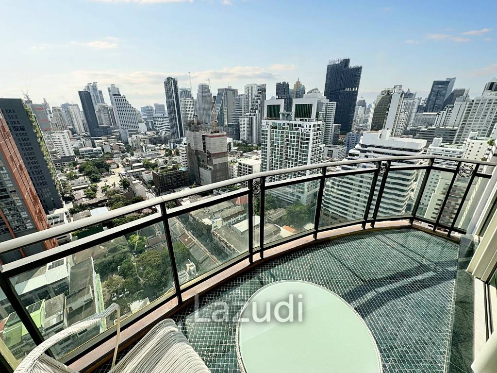 4 Bed 4 Bath 355 SQ.M Royce Private Residences