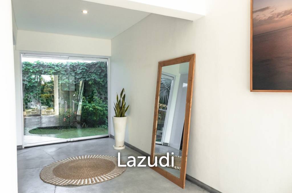 Spacious 4-Bedroom Villa with Rooftop Terrace – Kayu Tulang