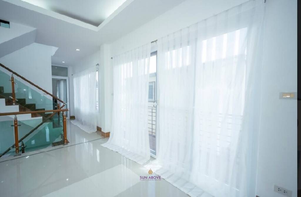 3 Bedroom Private Pool Villa For Sale In Phuket Town