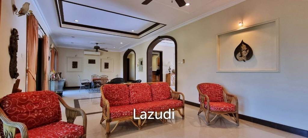 4 Beds 3 Baths 220 SQ.M. House in Huay Yai