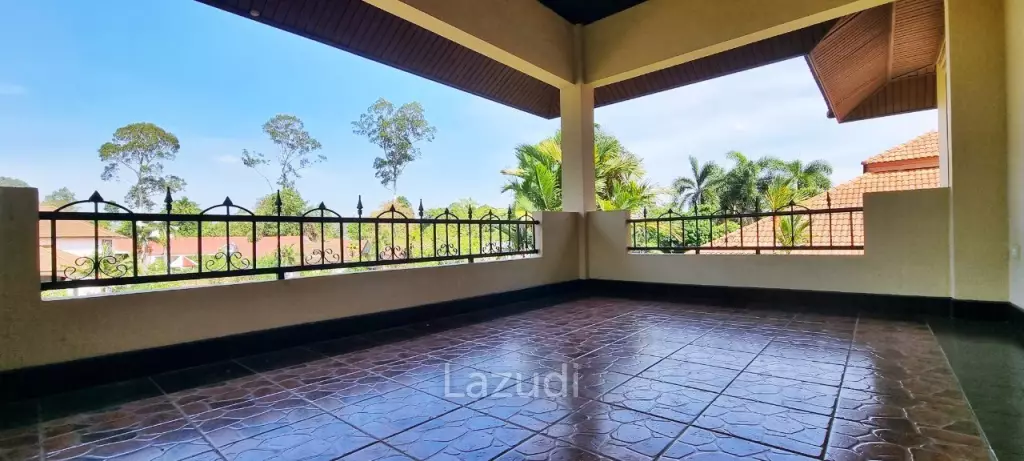 4 Beds 3 Baths 220 SQ.M. House in Huay Yai