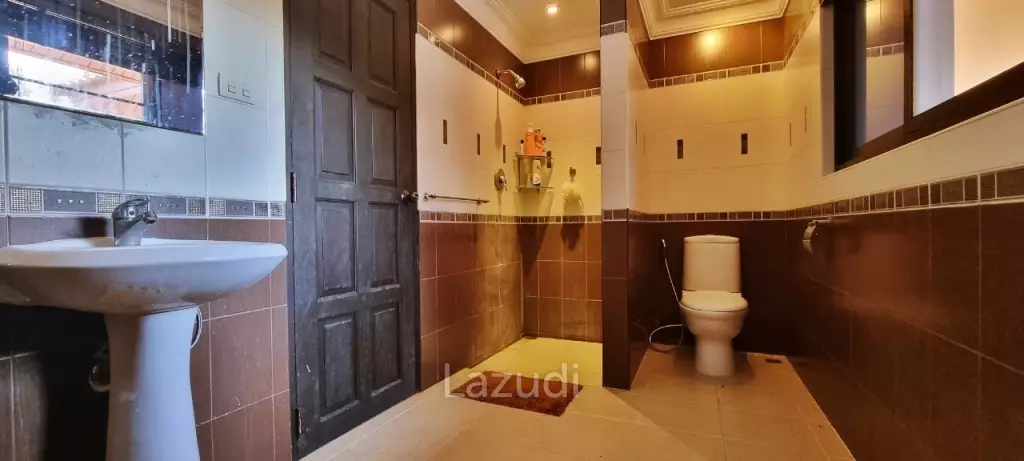 4 Beds 3 Baths 220 SQ.M. House in Huay Yai