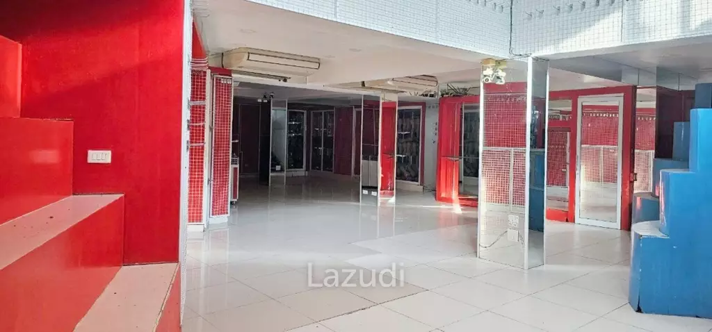 Building For rent Not Far From Walking Street
