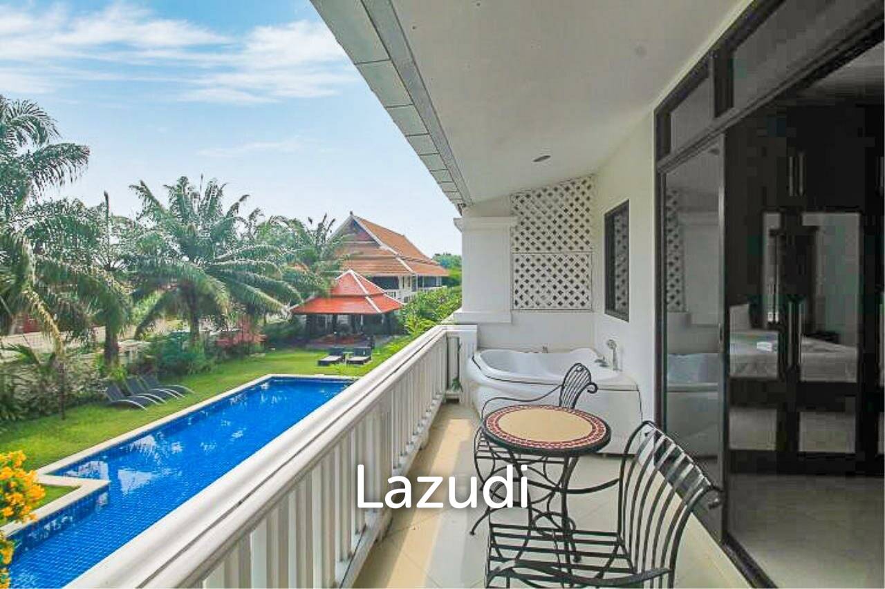 Large 2 Storey 3 Bed Townhouse For Sale At Palm Grove Resort - Na Jomtien Large 2 Storey 3 Bed Townhouse For Sale At Palm Grove Resort - Na Jomtien