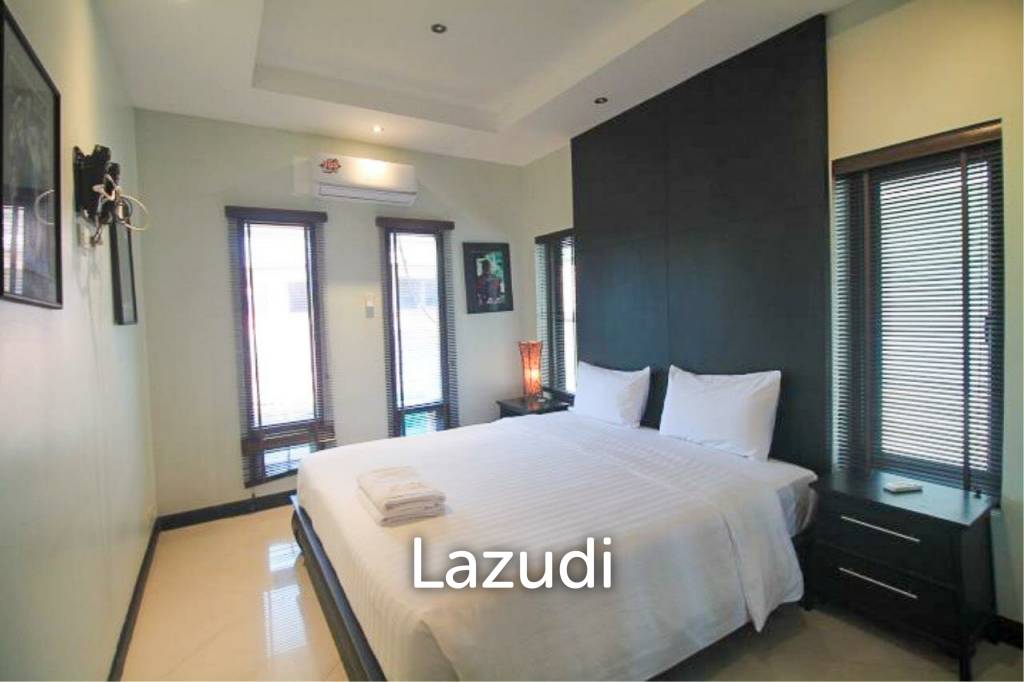 Large 2 Storey 3 Bed Townhouse For  Sale At Palm Grove Resort - Na Jomtien