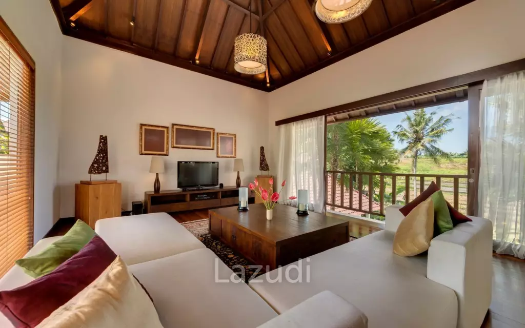 Tumbak Bayuh Villas with Stunning Views