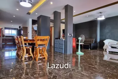 4 Beds 6 Baths 400 SQ.M. Loof Style House