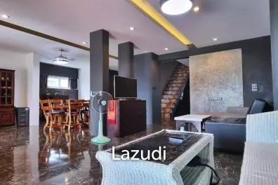 4 Beds 6 Baths 400 SQ.M. Loof Style House