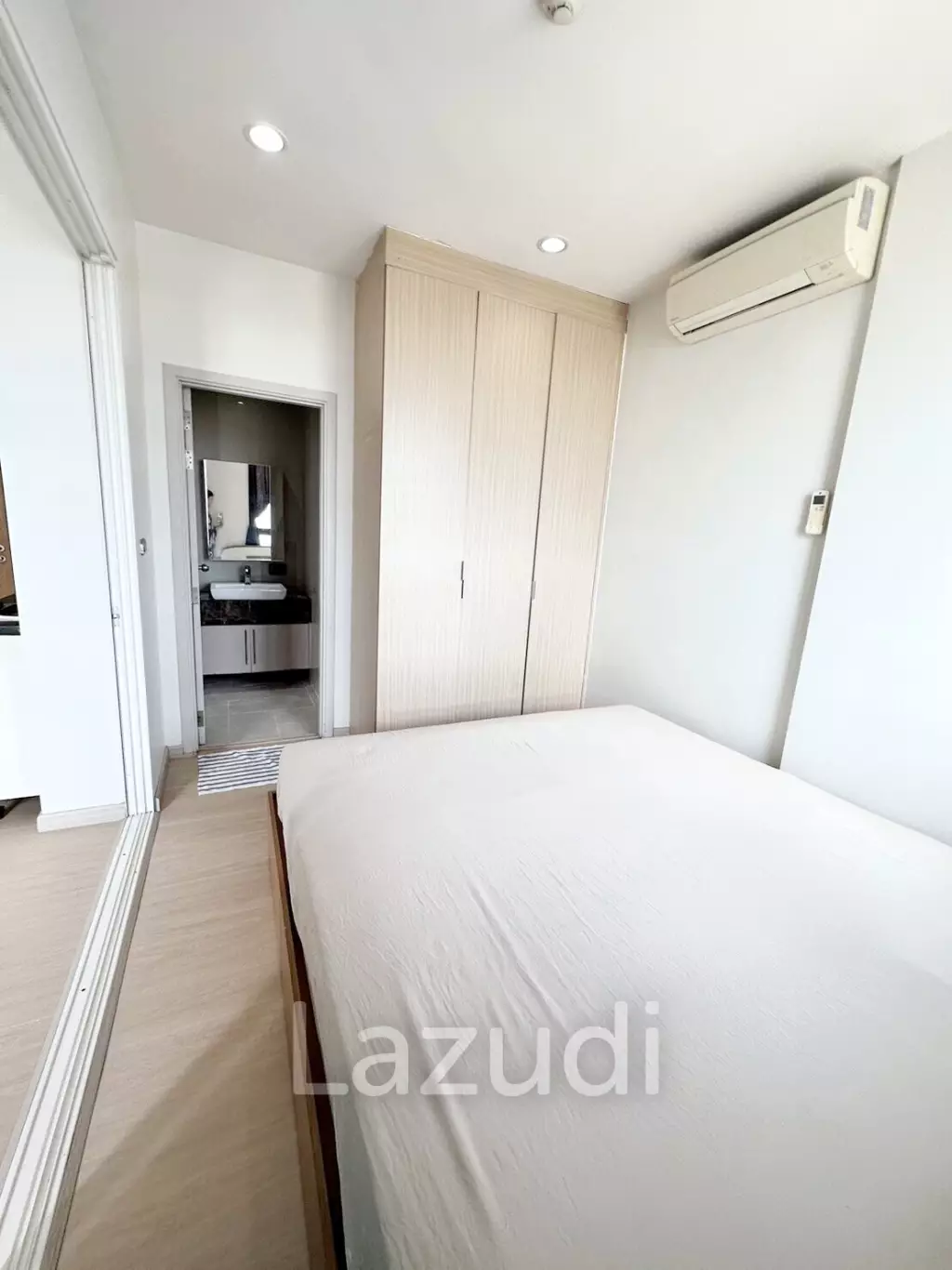 1 Bed 1 Bath 28 SQ.M Fuse Sathorn-Taksin