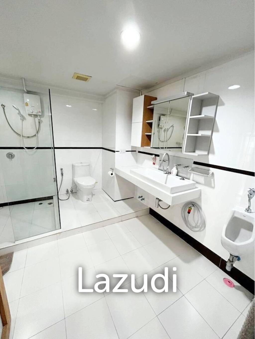 2 Bed 2 Bath 150 SQ.M Saranjai Mansion
