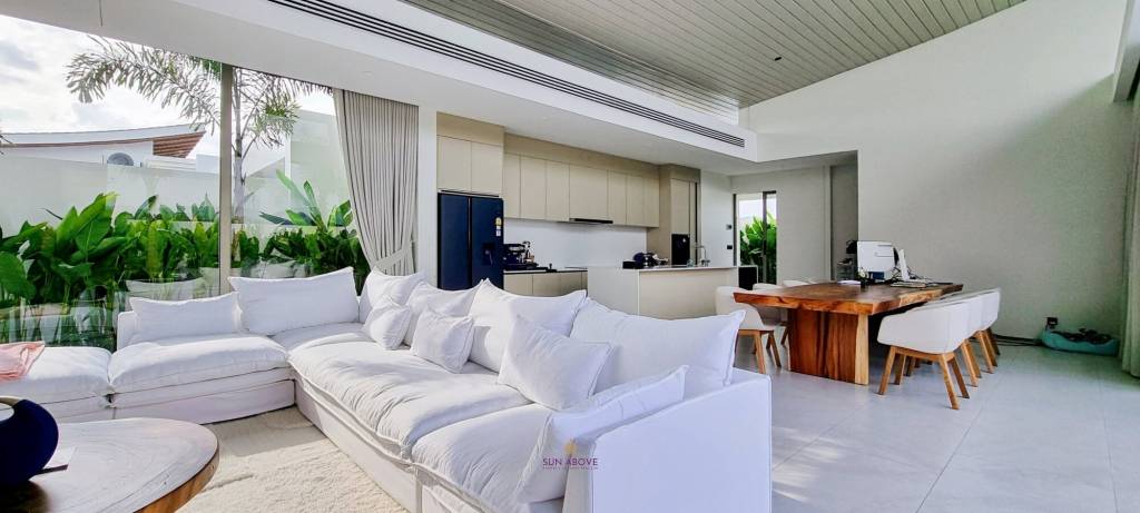 Brand New 4 Bedroom Villa For Sale  In Thalang