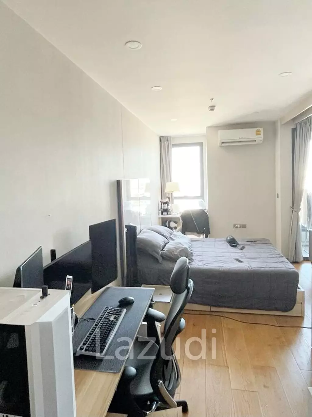 1 Bed 1 Bath 45 SQ.M Q Chidlom - Phetchaburi