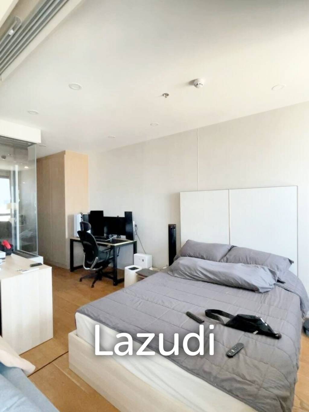 1 Bed 1 Bath 45 SQ.M Q Chidlom - Phetchaburi