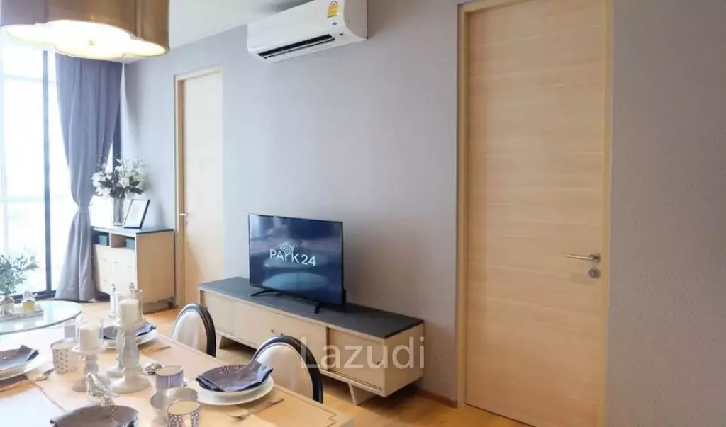2 Bed 1 Bath 53 SQ.M Park Origin Phromphong