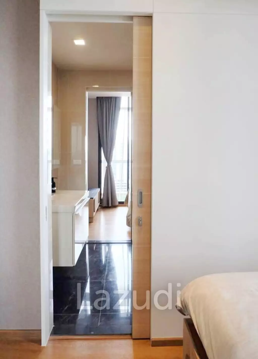 2 Bed 1 Bath 53 SQ.M Park Origin Phromphong