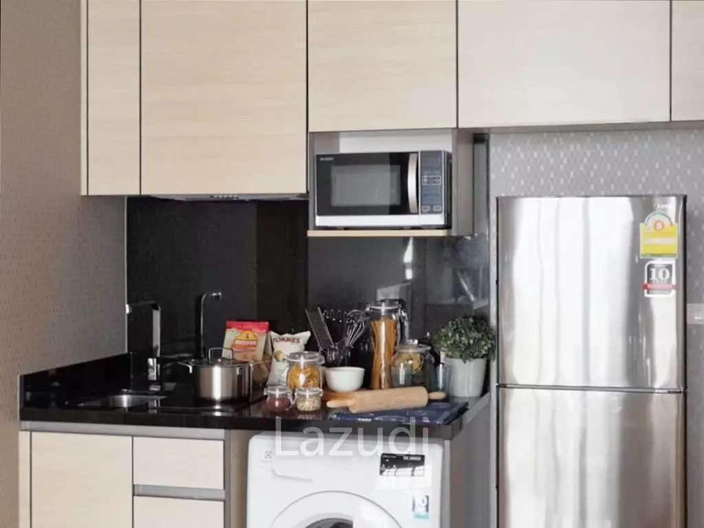 2 Bed 1 Bath 53 SQ.M Park Origin Phromphong