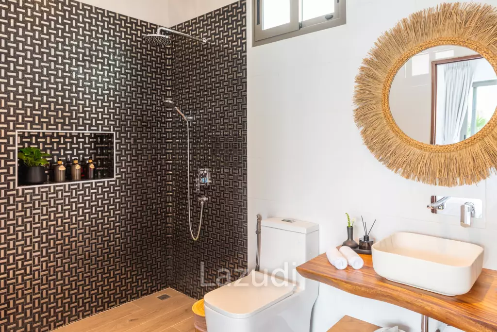 Stunning 5-Bed Sea View Villa in Bo Phut Hill