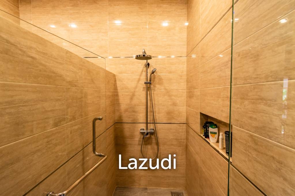 2,000 Sqm 6 Bed 7 Bath Villa For Sale