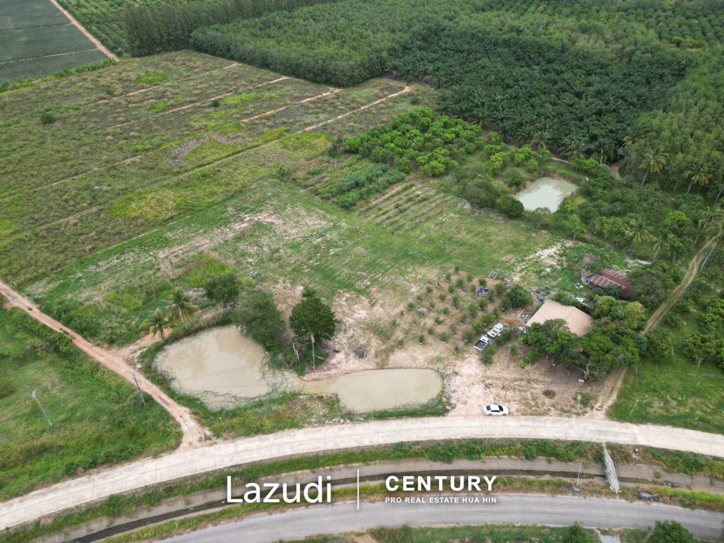 7.1 Rai land for sale in Nong Ta Taem, Pranburi