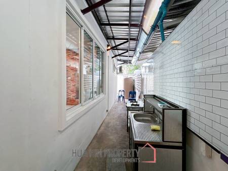 Taradol : 3 Bedrooms Pool Villa On Soi 6