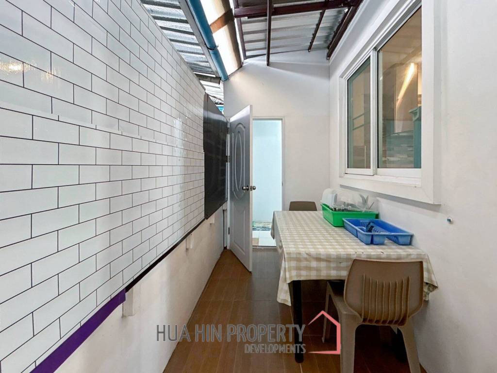 Taradol : 3 Bedrooms Pool Villa On Soi 6