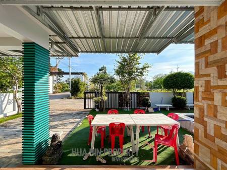 Taradol : 3 Bed 3 Bath Pool Villa On Soi 6