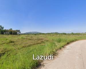 9 Rai Land For Sale Surround by Mountain View