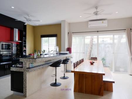 7 Bedroom Villa For Rent Soi Saiyuan Rawai